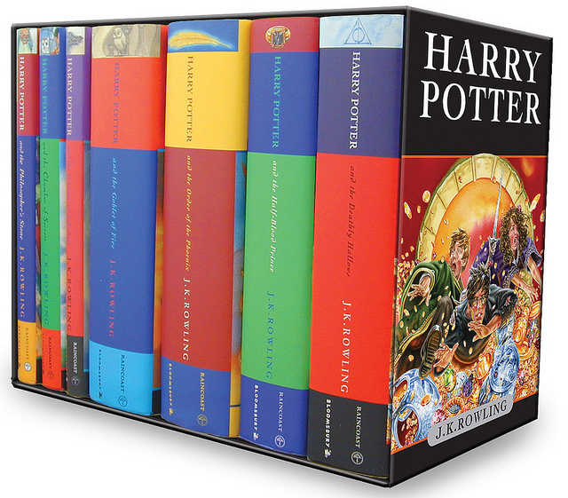 Harry Potter: The Complete Collection (1-7)